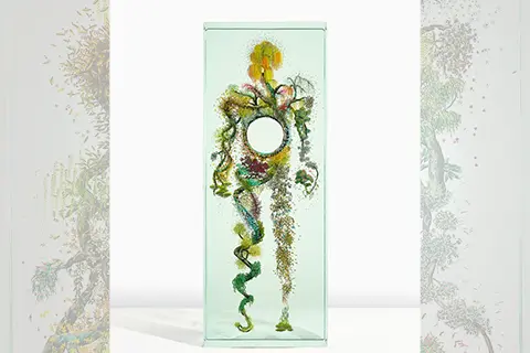 Dustin Yellin, The Willow Next Door, 2024. Glass, epoxy, acrylic paint. 71 x 27.25 x 16 in. (180.34 x 69.2 x 40.6 cm). © Dustin Yellin.